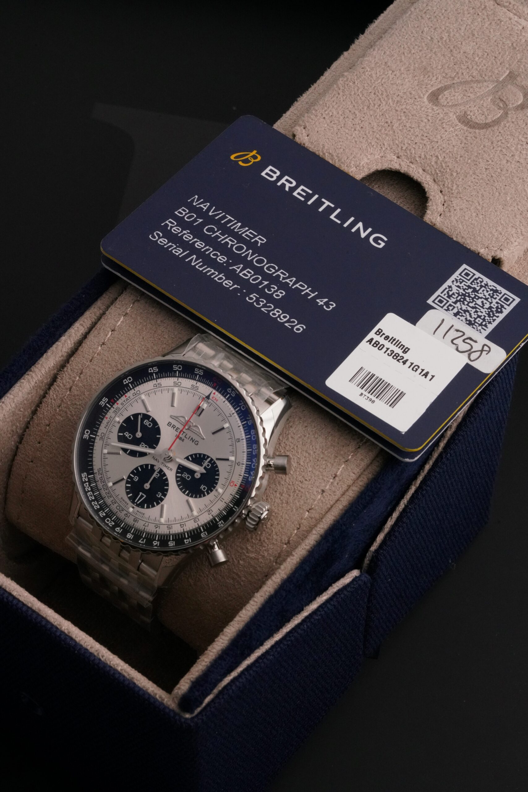 Breitling Navitimer 1 B01 Chronograph 43 -AB0138241G1A1 - Image 6