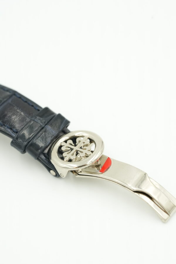 Patek Philippe World Time Chronograph Bangkok Edition Limited to 12 pieces - 5930G-001 - Image 4