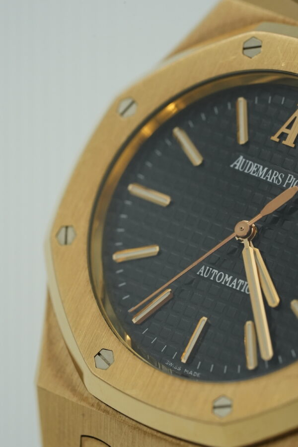 Audemars Piguet Royal Oak Selfwinding 15300OR.OO.D002CR.01 - Image 5