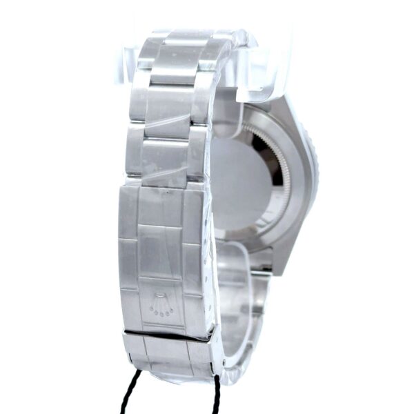 Rolex Submariner Date New Old Stock 2024 - 16610 - Image 4