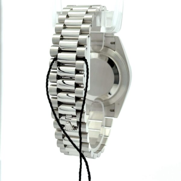 Rolex Day-Date 40 228206 - Image 4
