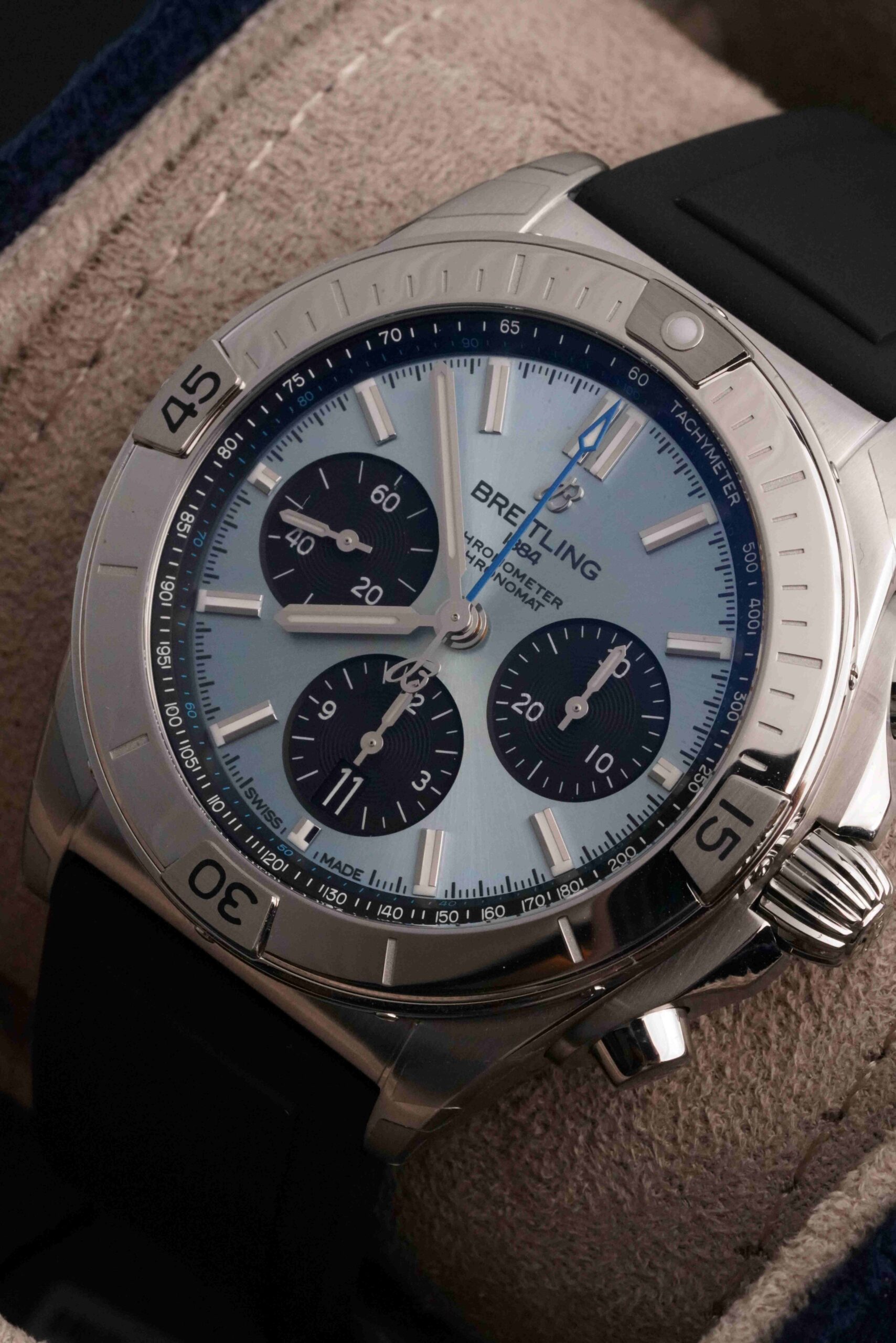 Breitling Chronomat B01 - PB0134101C1S1 - Image 8