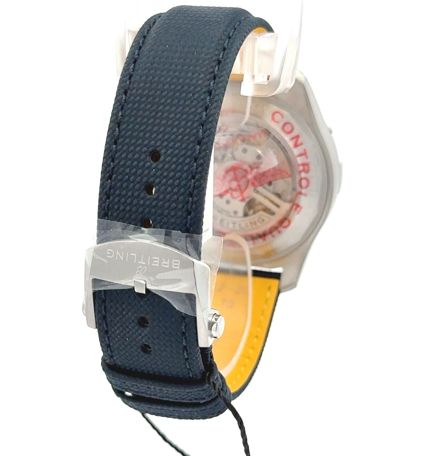Breitling Avenger B01 Chronograph 44 - AB0147101C1X1 - Image 4