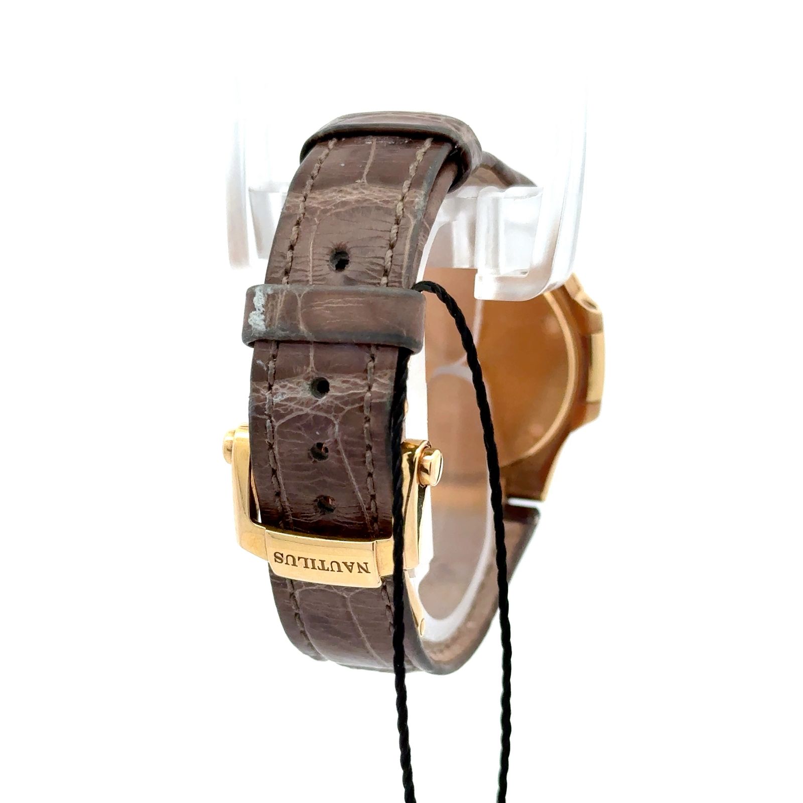 Patek Philippe Nautilus - 7010R-010 - Image 4