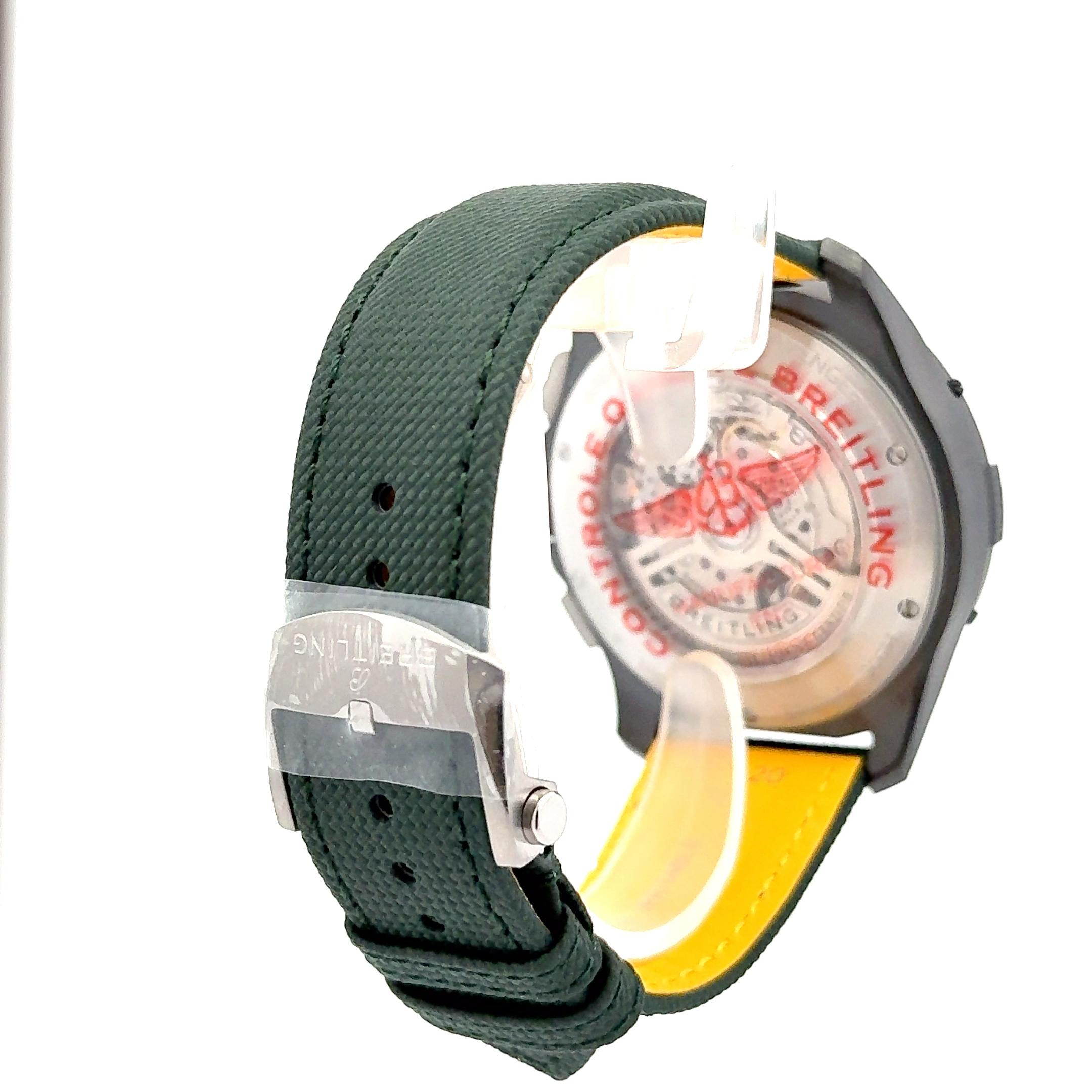 Breitling Super Avenger - SB0148101B1X1 - Image 4