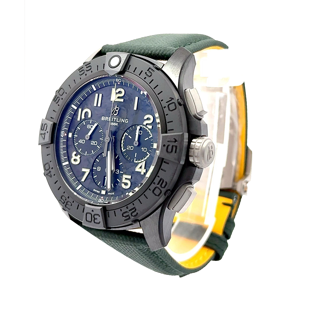 Breitling Super Avenger - SB0148101B1X1