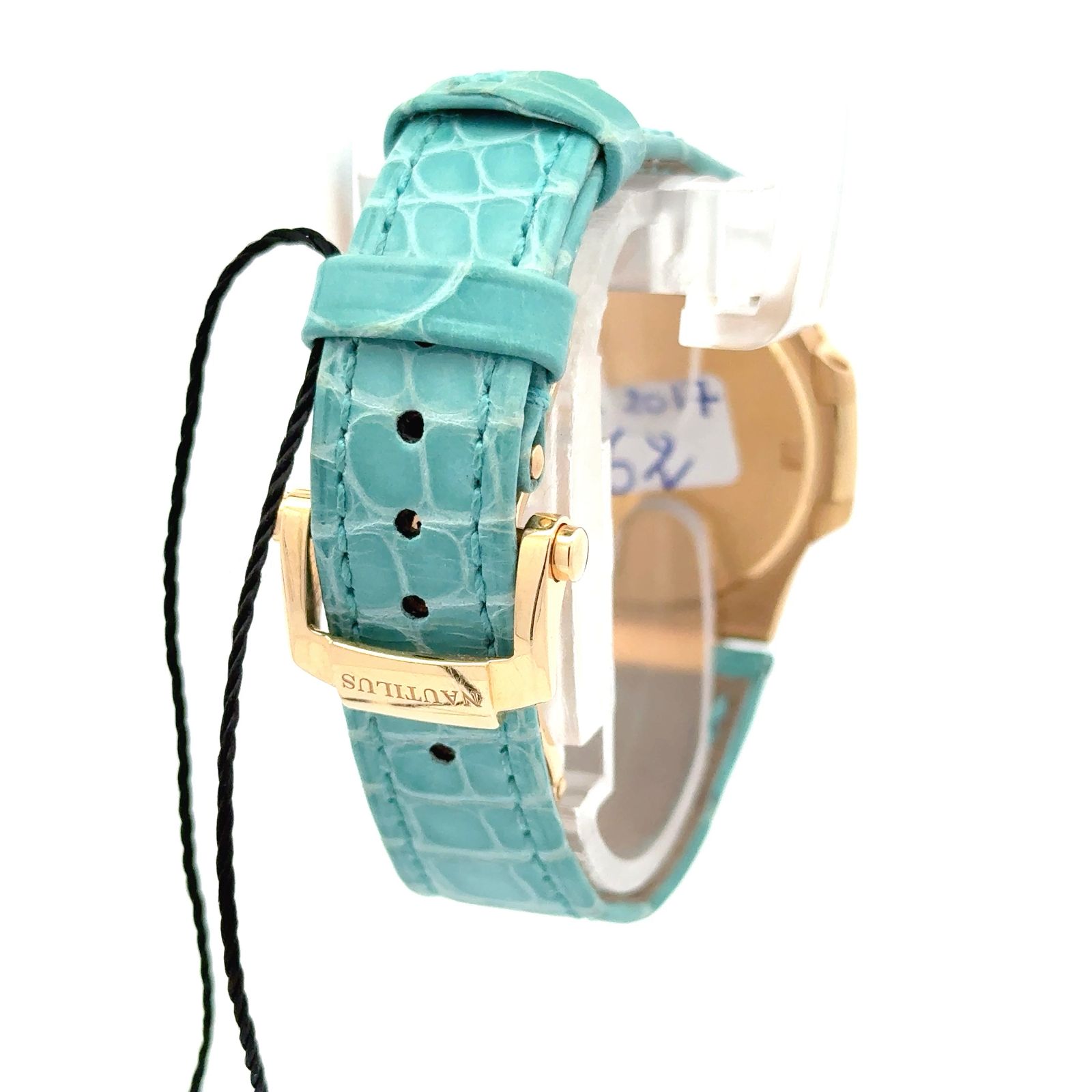 Patek Philippe Nautilus 7010R-011 - Image 4