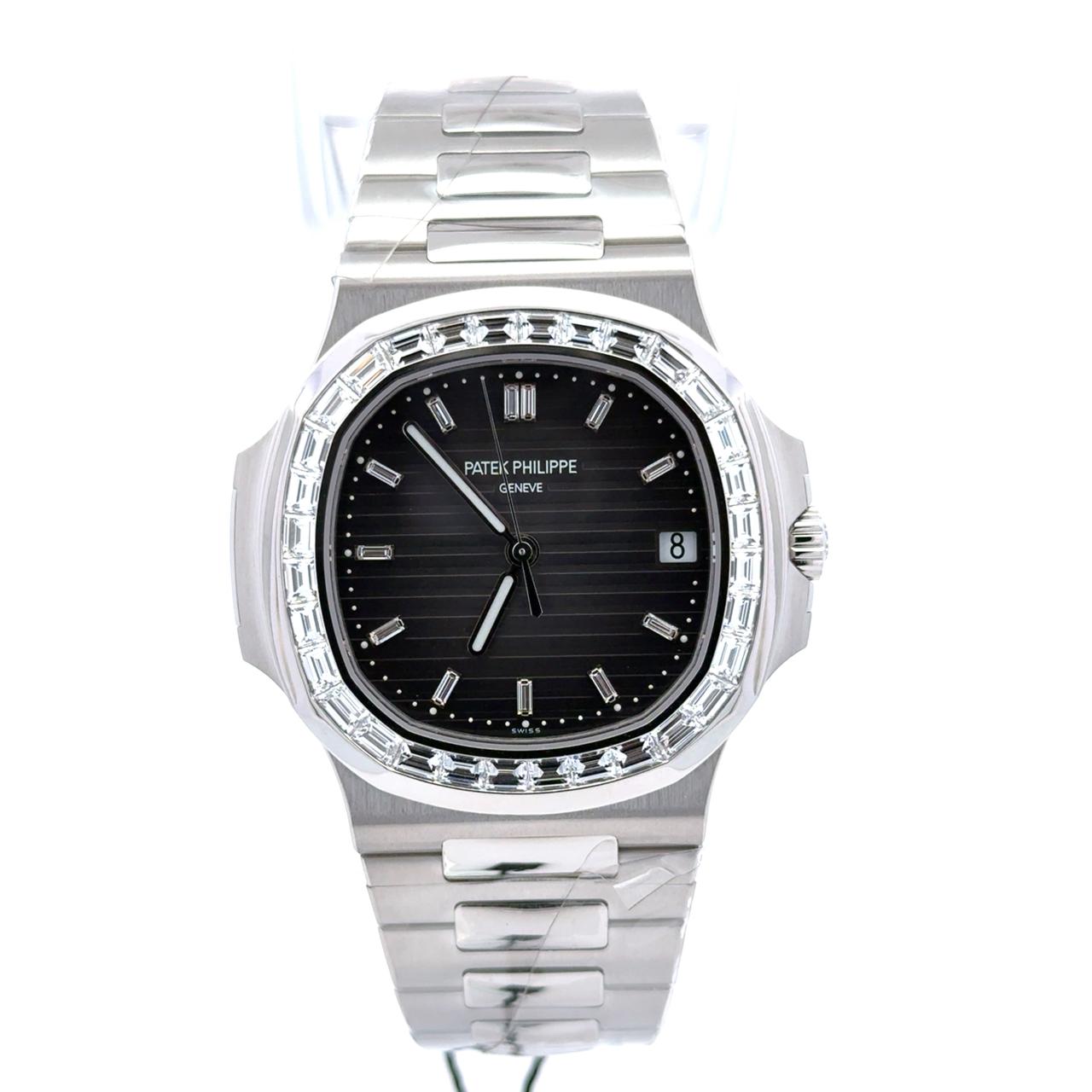Patek Philippe Nautilus Bezel Diamond 5711/110P-001 - Image 2