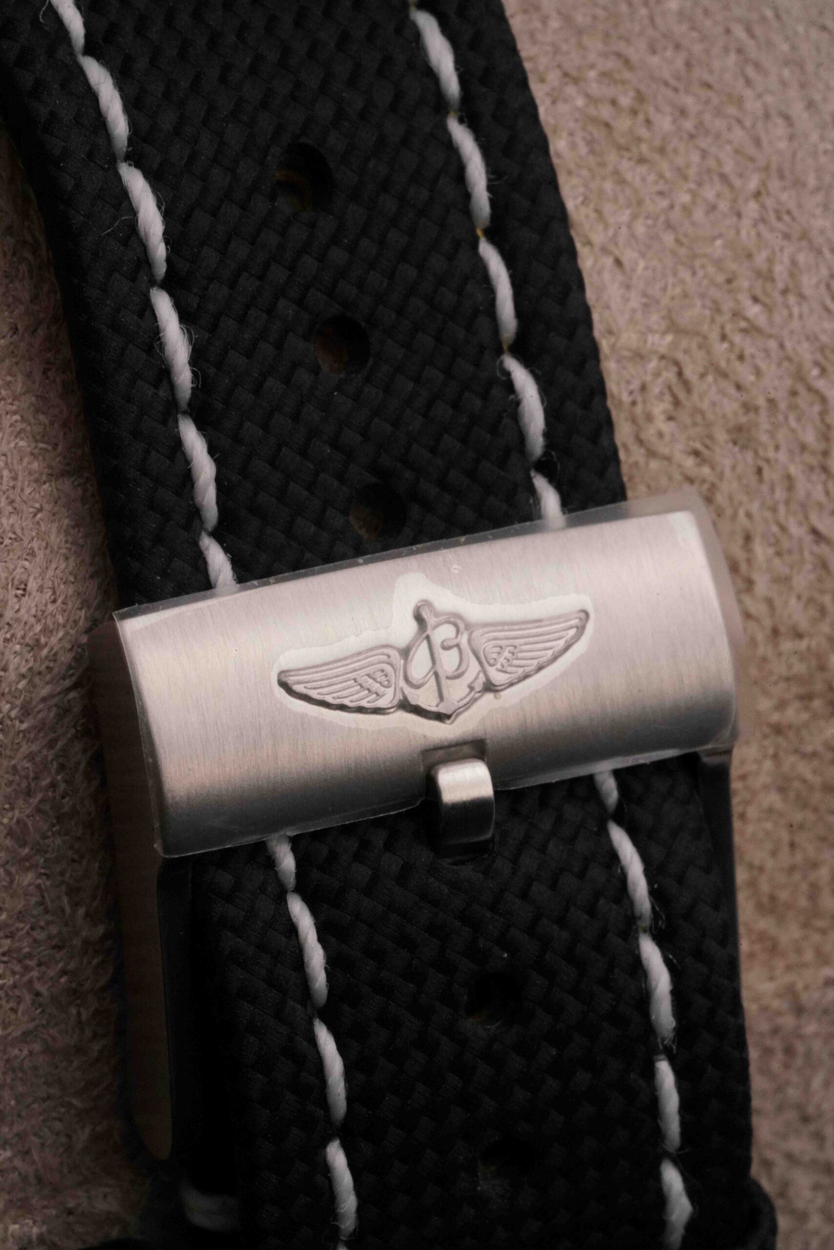 Breitling Super Avenger Chronograph 48 - Image 9