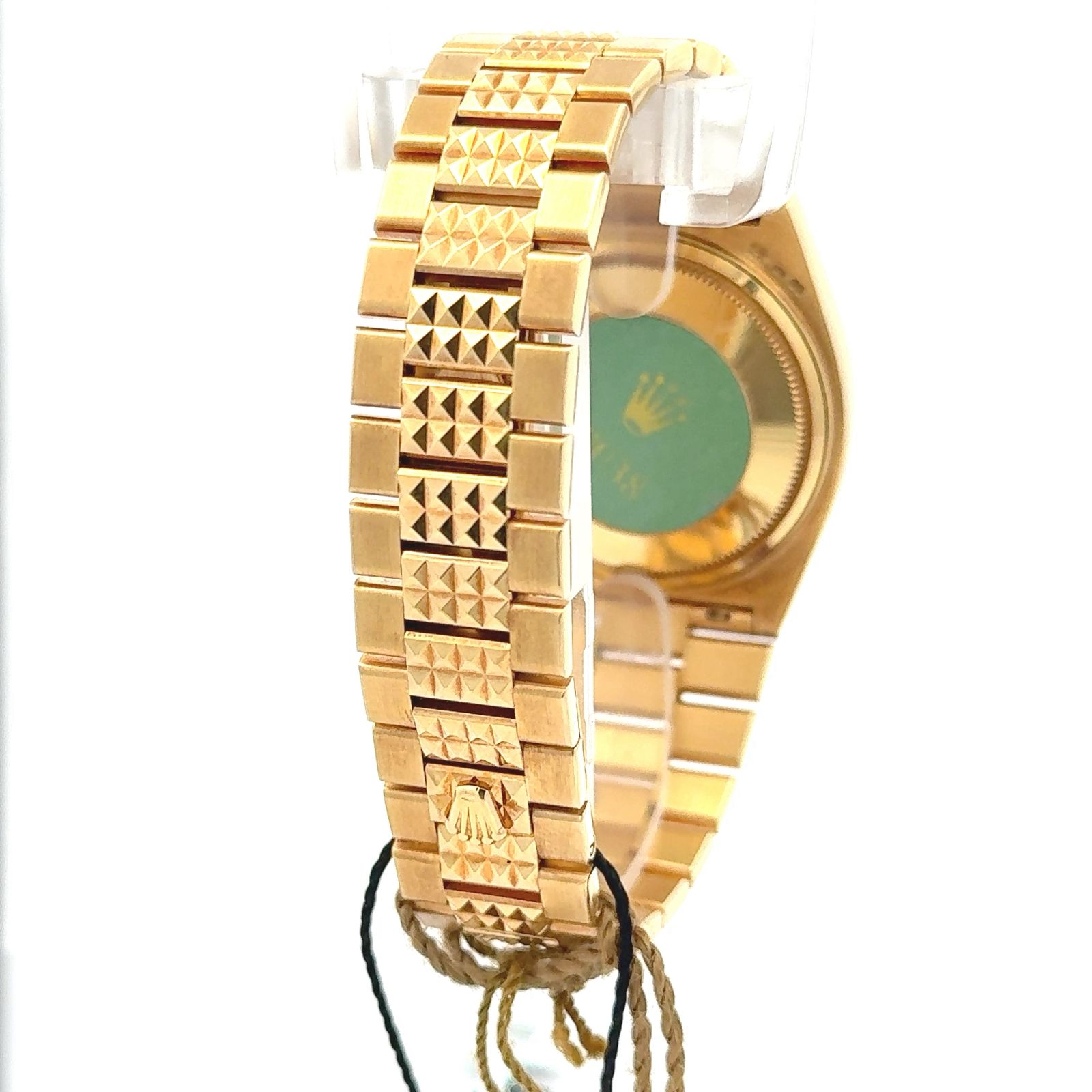 Rolex Day-Date Oysterquartz New Old Stock - Image 4
