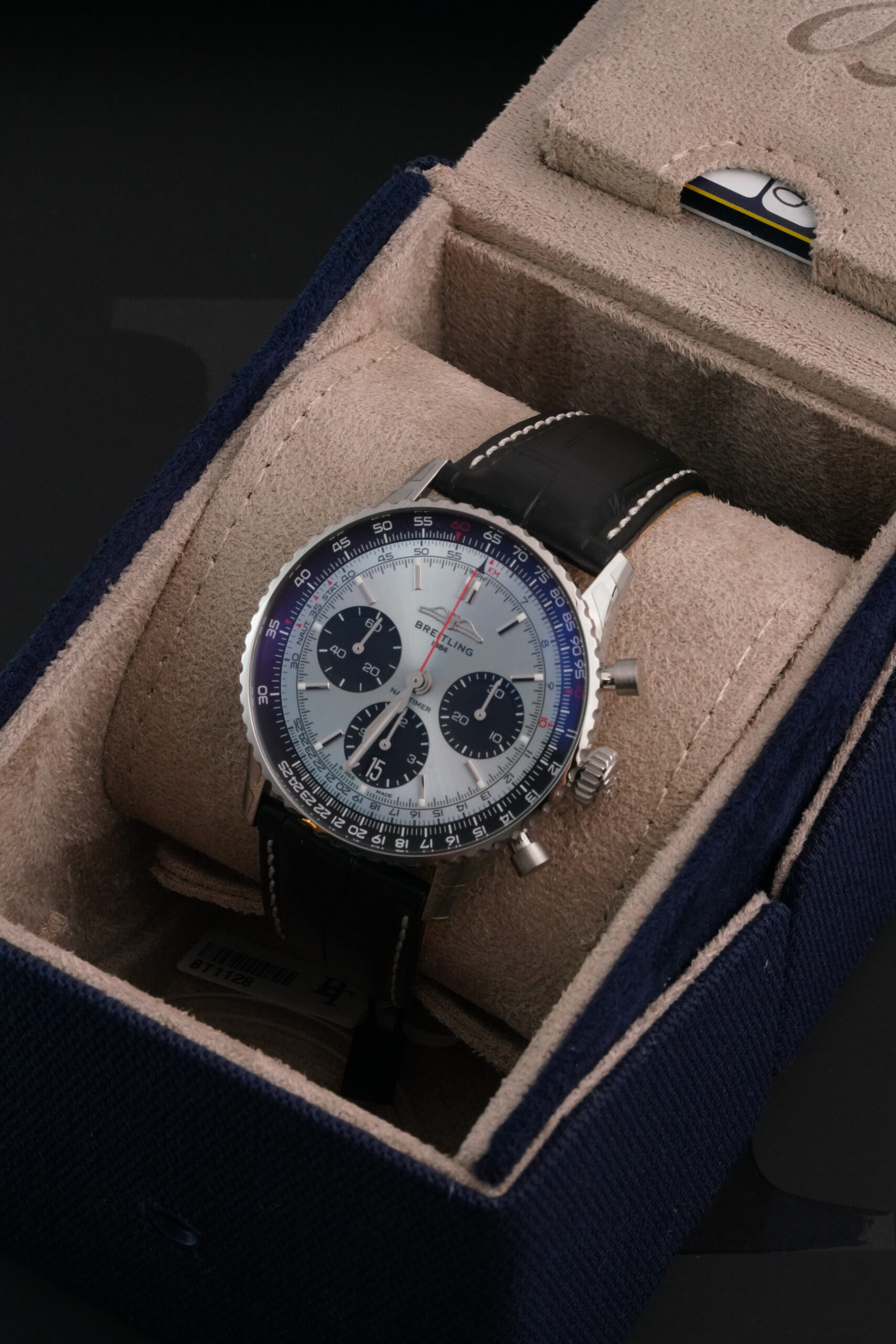 Breitling Navitimer 1 B01 Chronograph 41 Ice Blue AB0139241C2P1 - Image 5