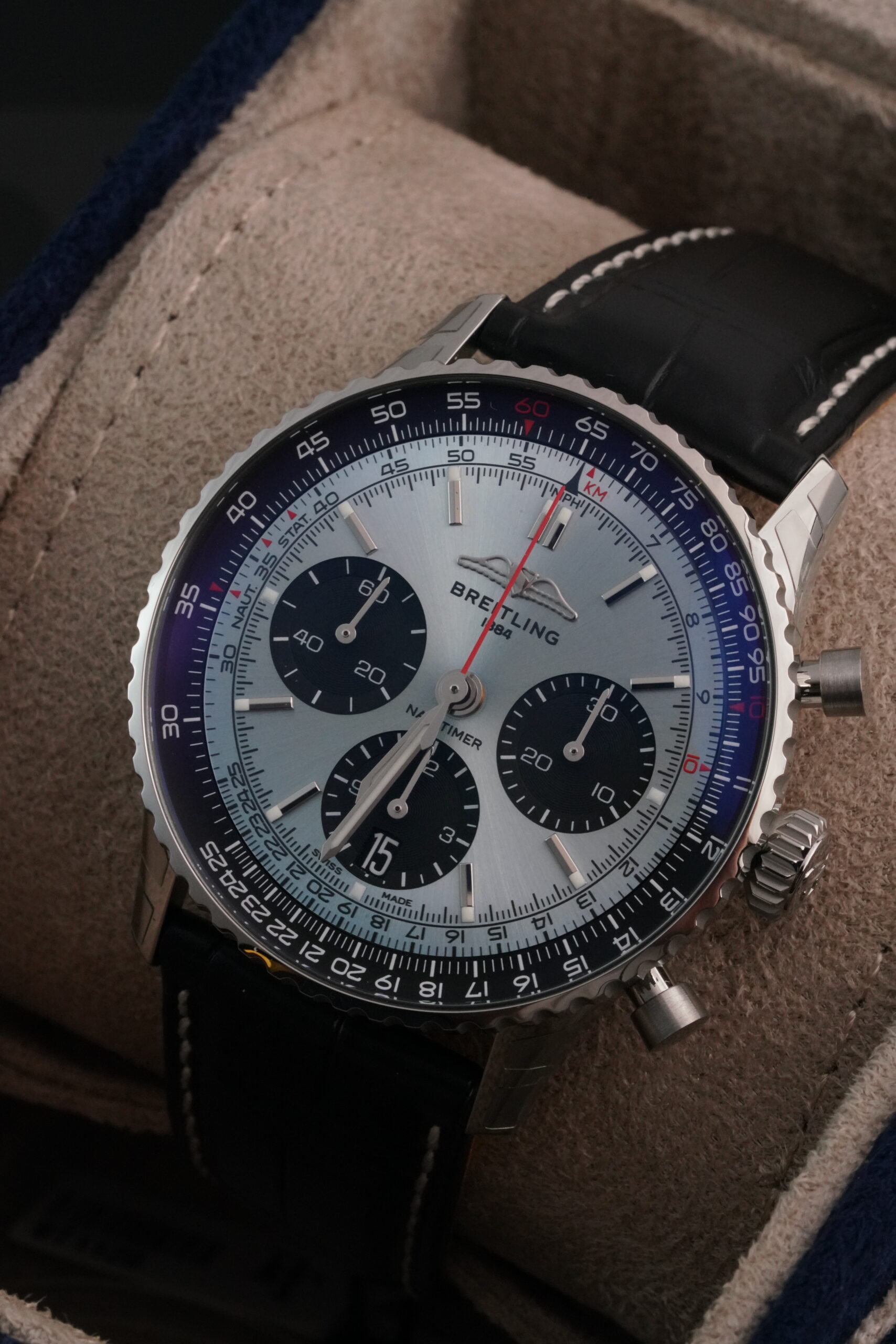Breitling Navitimer 1 B01 Chronograph 41 Ice Blue AB0139241C2P1 - Image 6